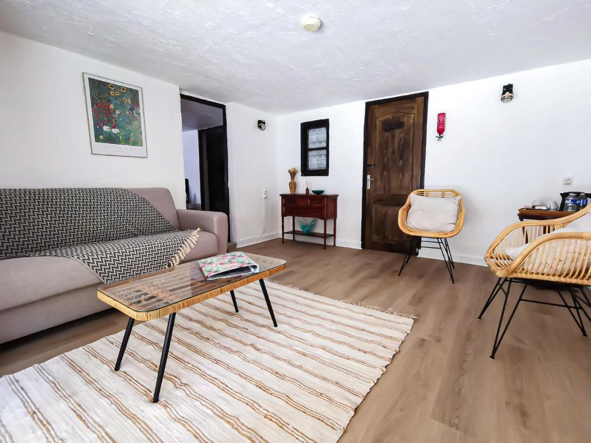 Les Chambres Du Roc Le Roc Екстер'єр фото